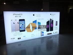 河南超薄燈箱制作:燈箱設(shè)計是否一定要追求潮流